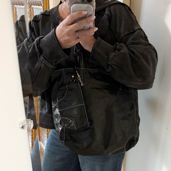 Latico Leather Spencer Black Tote - Picture 3 of 9